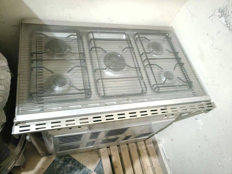 kitchen stoves for cooking on good condition 1