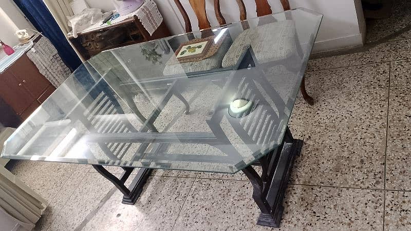 used dining table and chairs 1