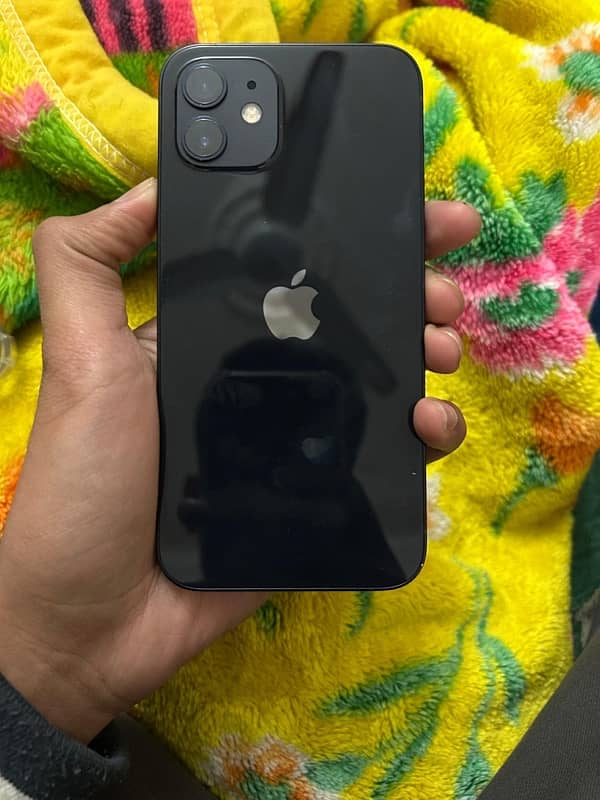 Apple IPhone 12 Black Color 0