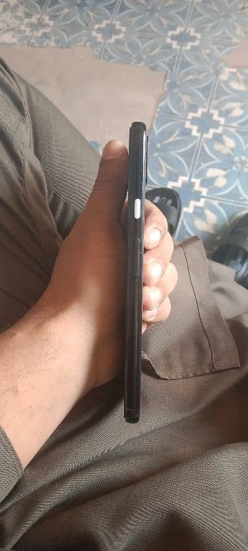 Google pixel 4xl contact num 0333_613_8214 4