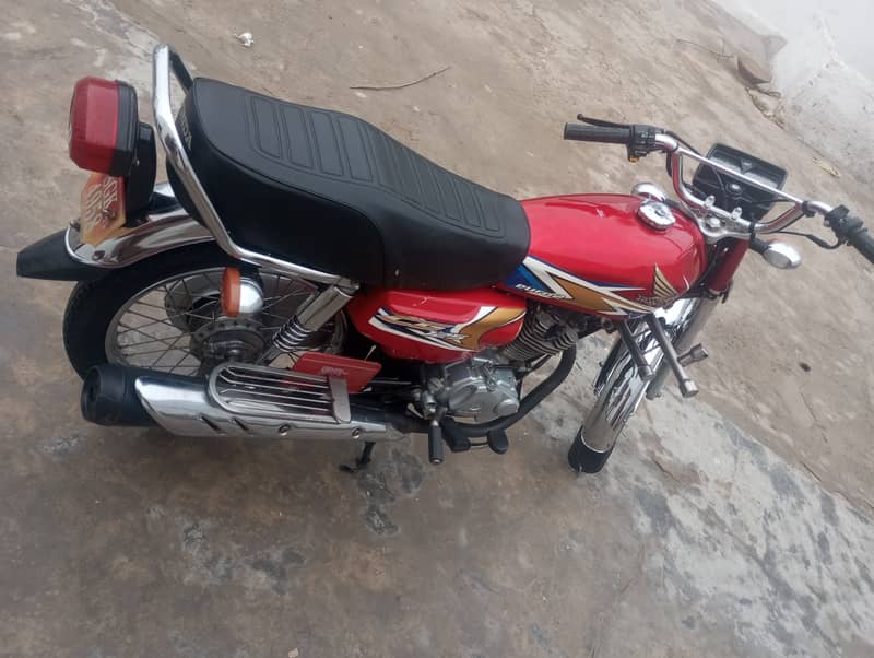 Honda CG 125 2020 10