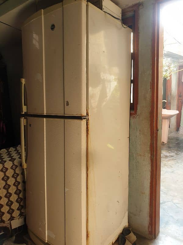 Jumbo Size Pel Refrigerator 0