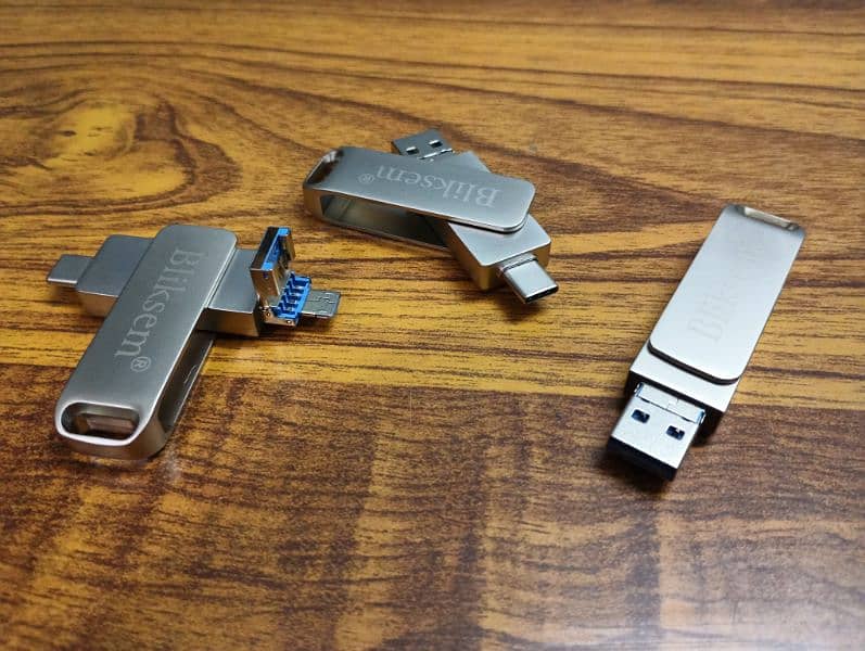 Rugged 64GB USB 3 in 1 3