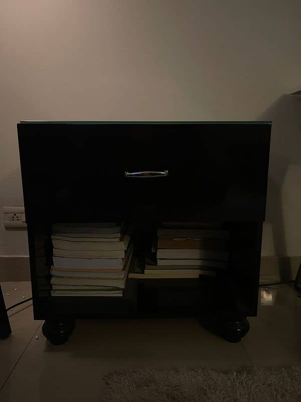 two side tables For sale. 4