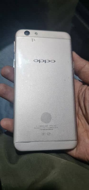 oppo F1s 4/64 1