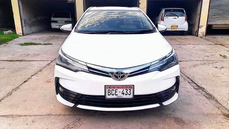 Toyota Altis Grande 2014 0