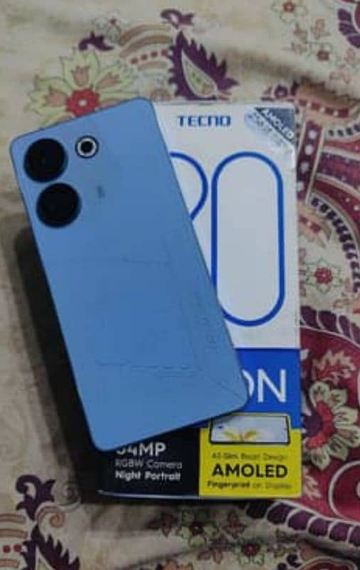 Tecno camon 20 full box 8+8/256 1