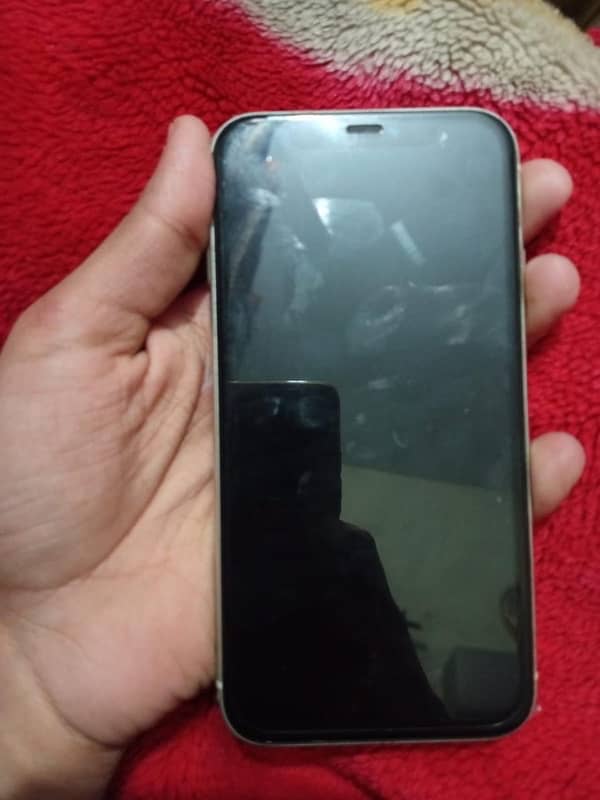 i phone 11 Factory unlocked 4