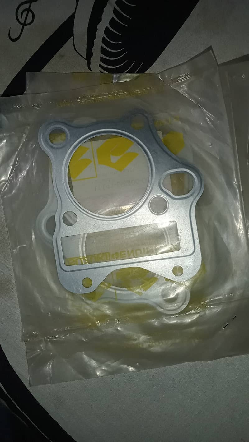 Suzuki sprinter spare parts orignal 11