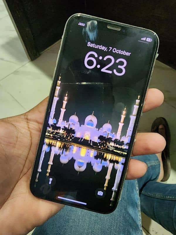 Iphone XS 256 gb white color 5