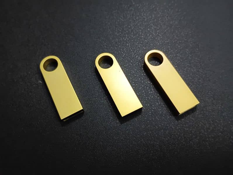 Golden New USB Flash Drive 1