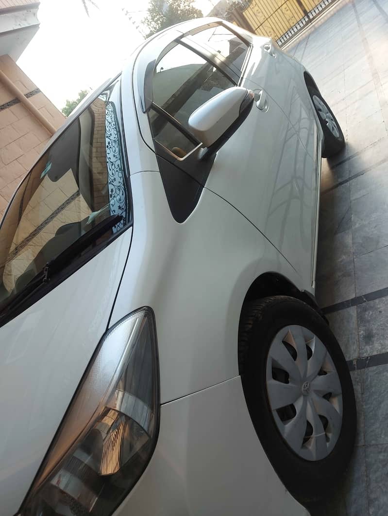 Toyota Vitz 2013 7