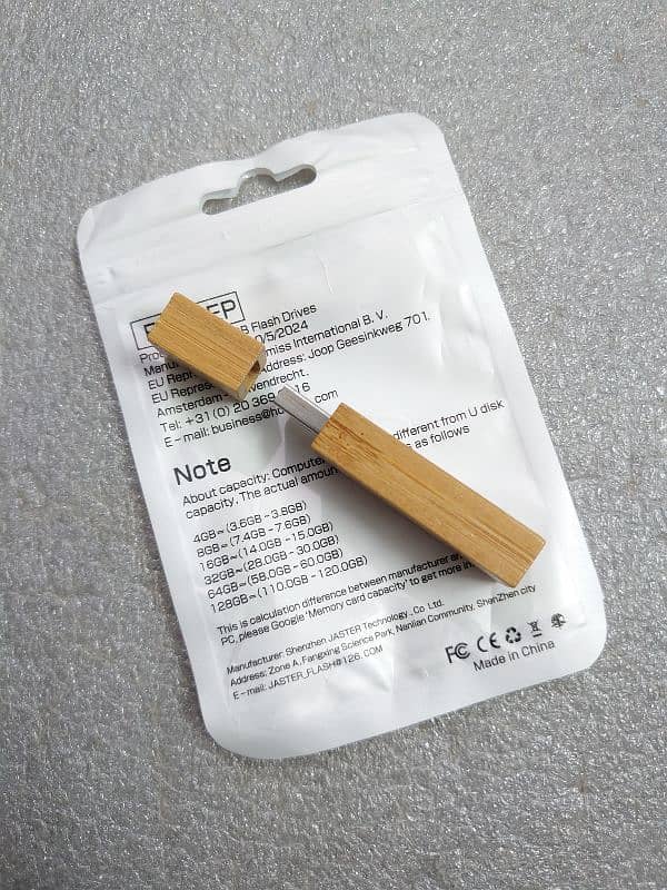 Wooden Flash Drive 1