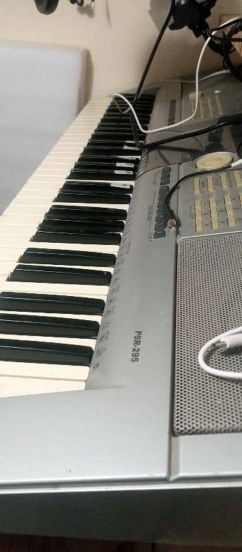 Yamaha PSR295 0