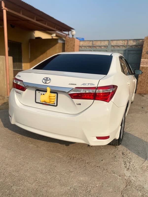 Toyota Corolla Altis 2016 1