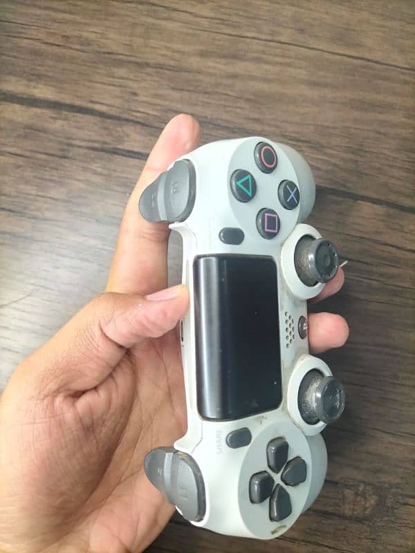 PS4 DUALSHOCK Original Controller 3