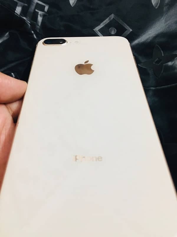 IPHONE 8Plus 2