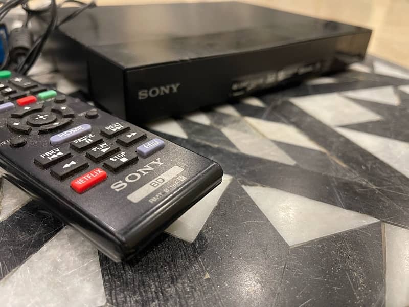 Sony Blu-ray Player with 4K Upscaling and Wi/Fi bluetooth | BDPS6700 2