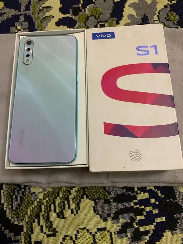 ViVO S1 4+128 12