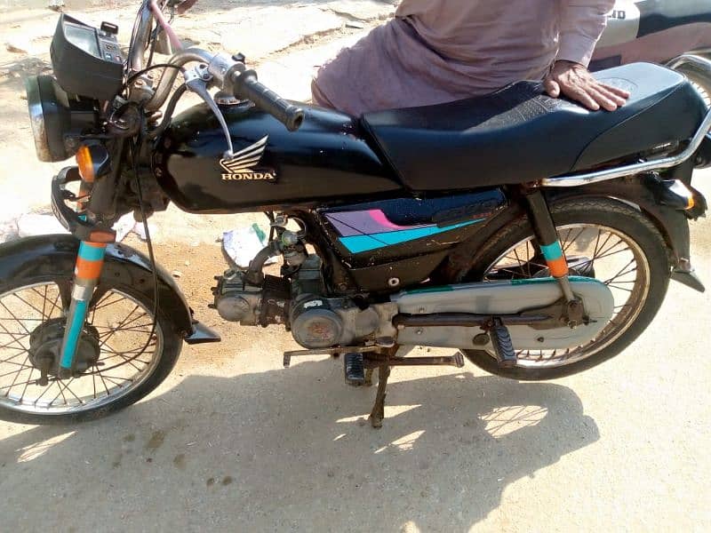 Honda 70cc bike full geniun conditions 0