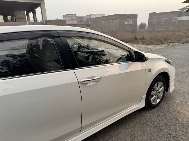 Toyota Altis Grande 2016 19