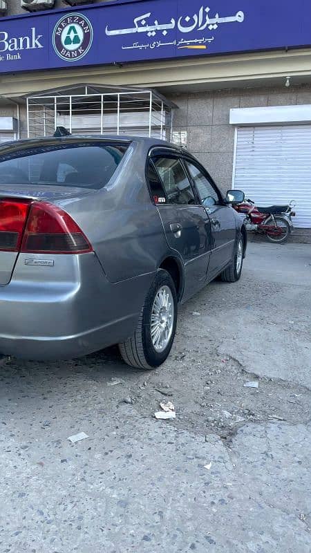 Honda Civic EXi 2005 10