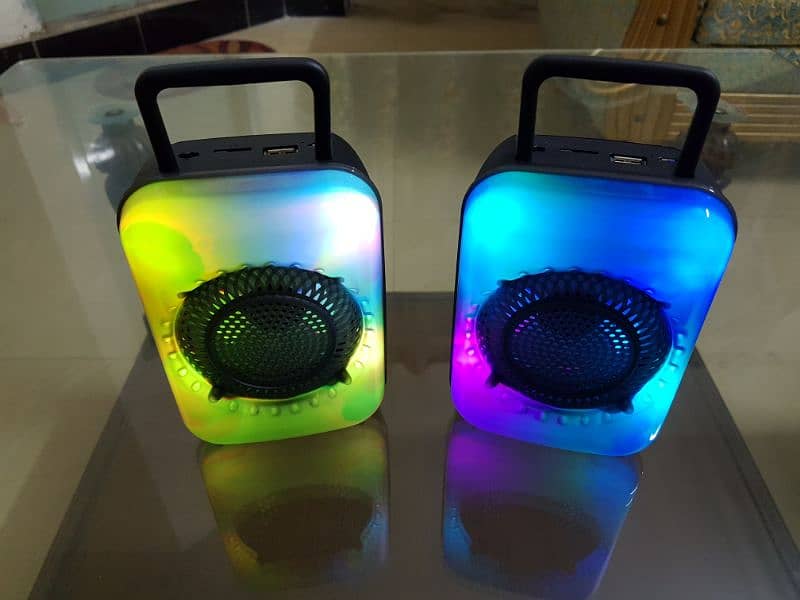 Bluetooth Speaker with Flaming LEDs 3