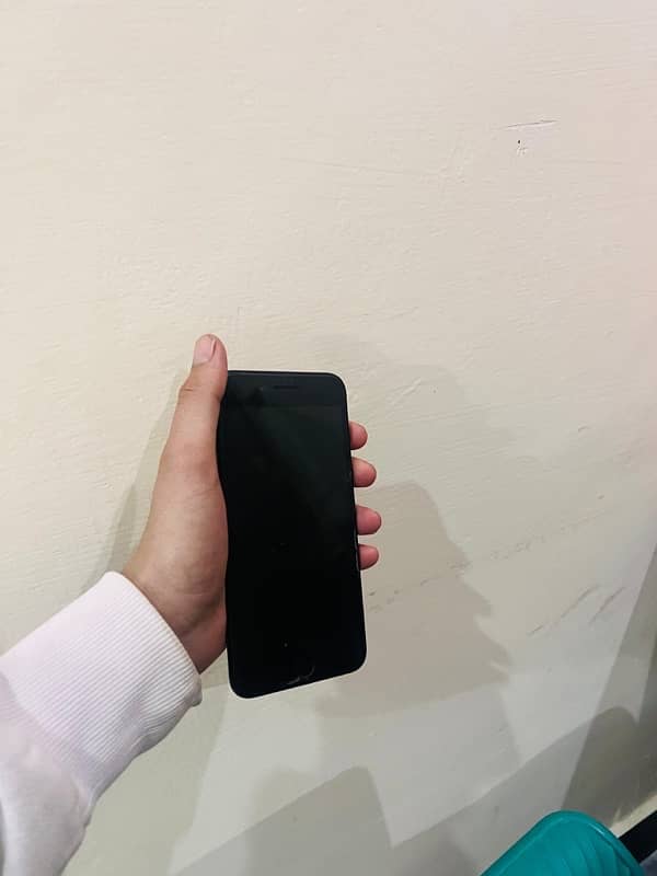 iphone 7 plus pta approved 128 gb 0