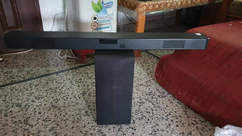 LG SN4A Sound Bar 1