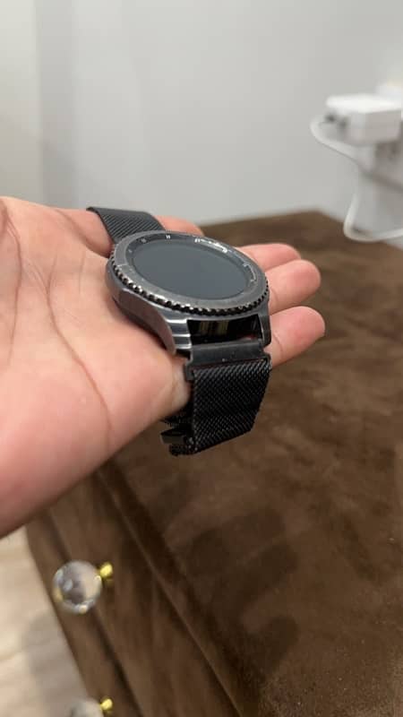 Sansung Gear S3 fronite 4