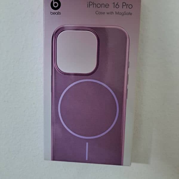 Nice pink colour case with magsafe ring 0