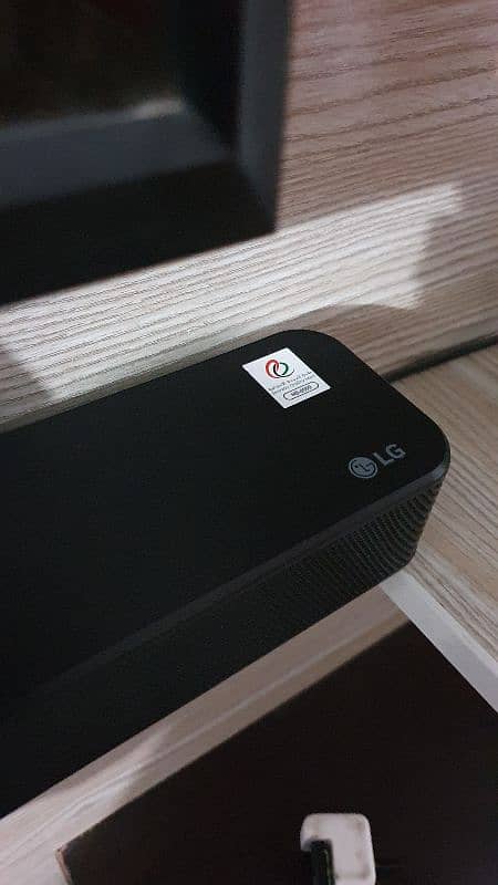 LG SN4A Sound Bar 3