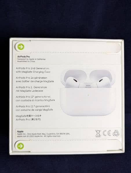 AirPods Pro 2nd Generation with MagSafe Charging Case 4