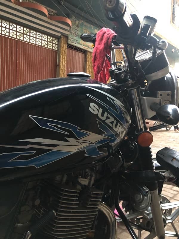 Suzuki GS150SE 5