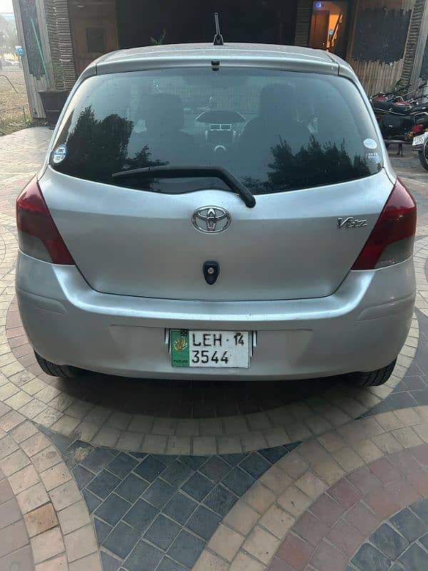 Toyota Vitz 2010 2