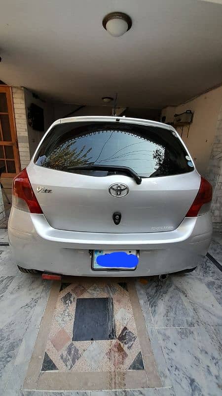 Toyota Vitz 2010/2013 1