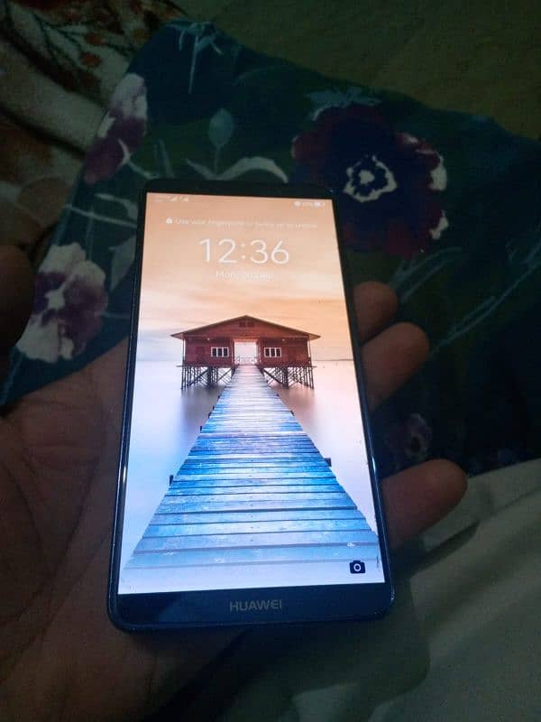 Huawei mate 10 pro back brack hai only just mobial hai priz is finel 6