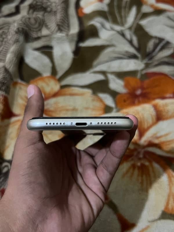 IPHONE 11 ALL SIM WORKING 5