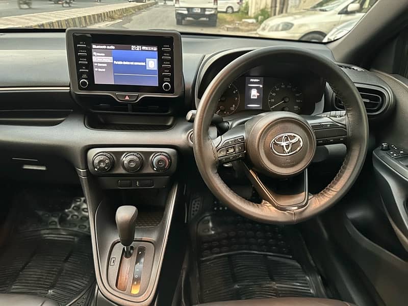 Toyota Yaris 2020 5