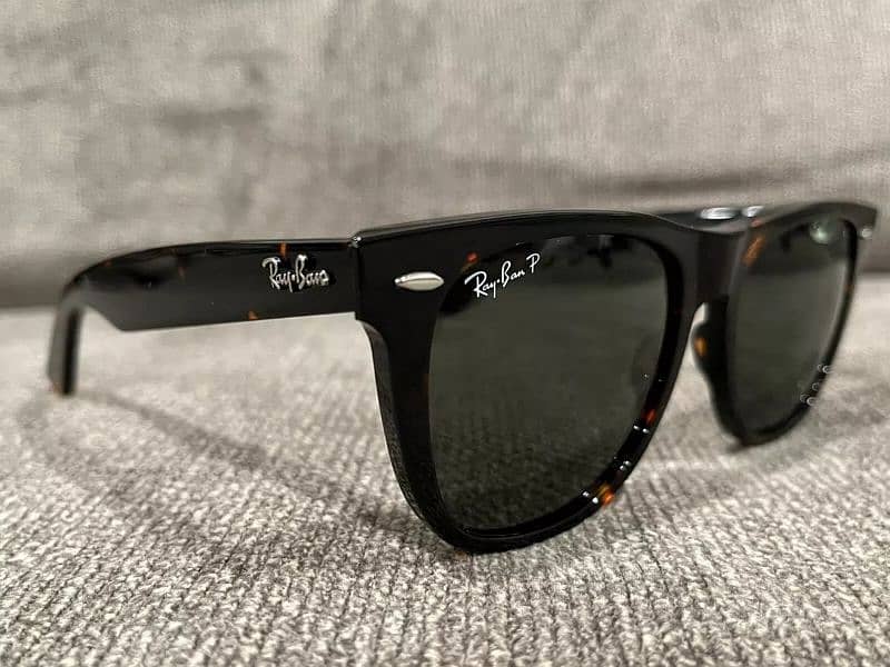 Rayban wayfarer polarized sunglasses original 0