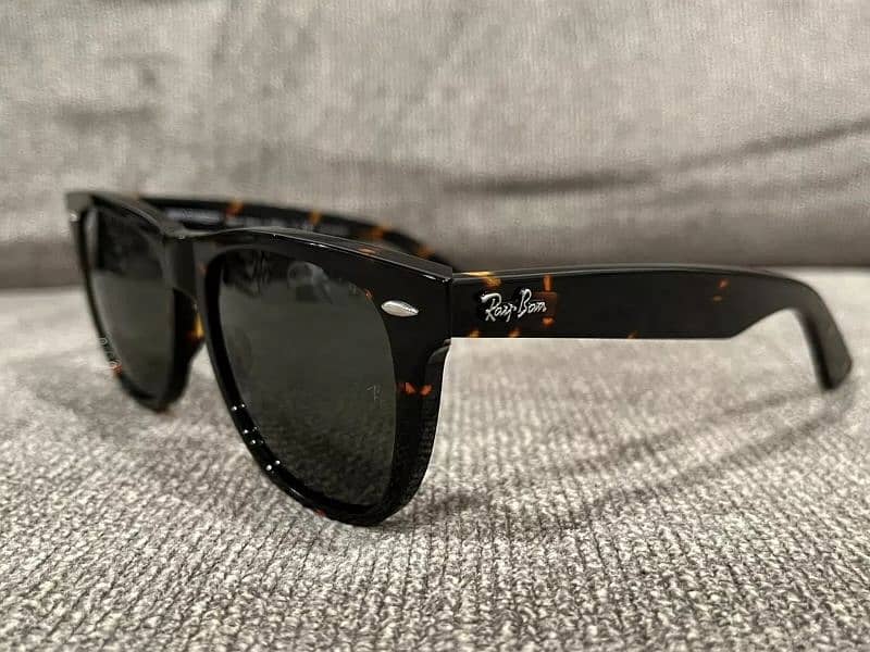 Rayban wayfarer polarized sunglasses original 1