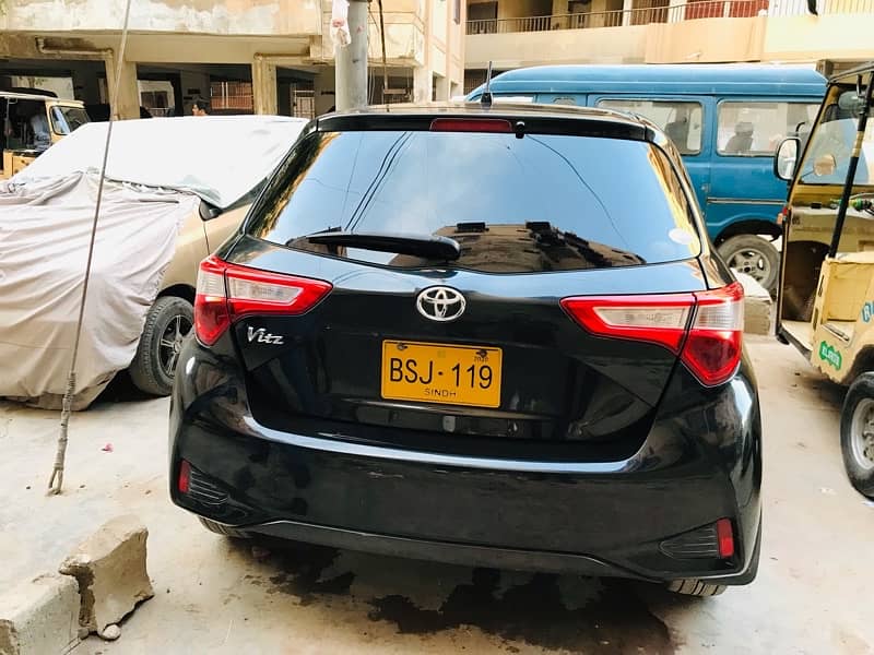 Toyota Vitz 2017 8