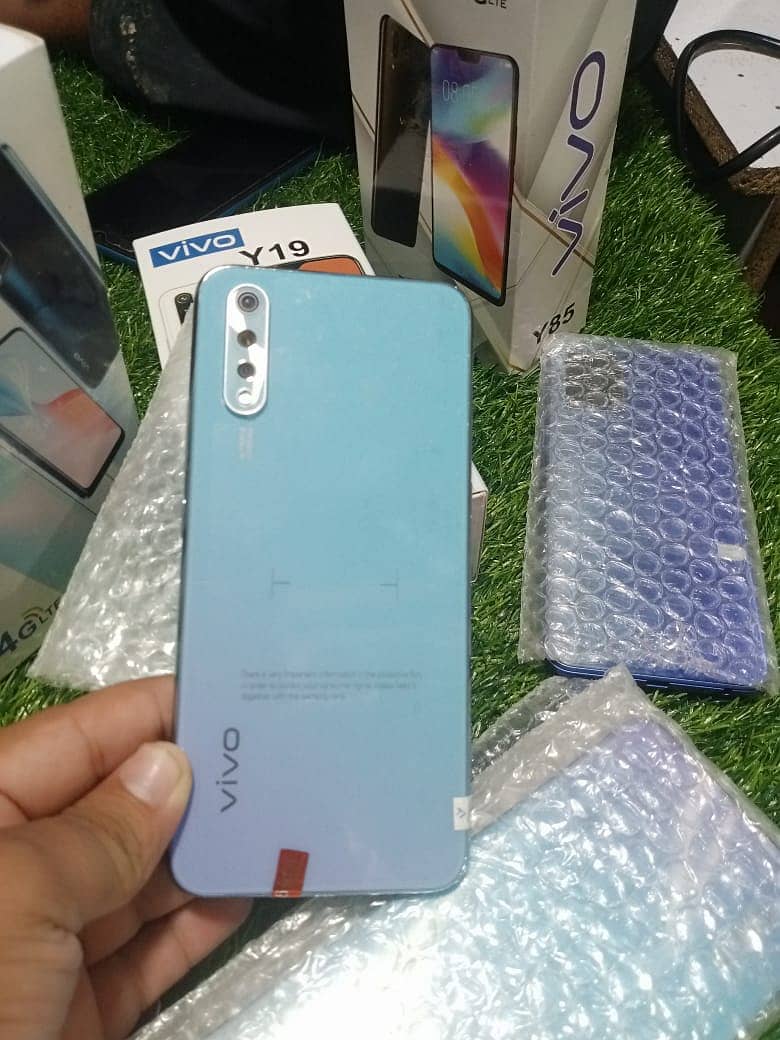 Vivo S1 Pro 0