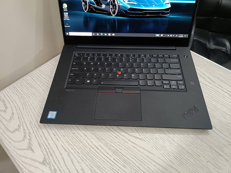 Lenovo thinkpad x1 extreme core i9 9th i9-9880H 4gb Nvidia 4k touch 4