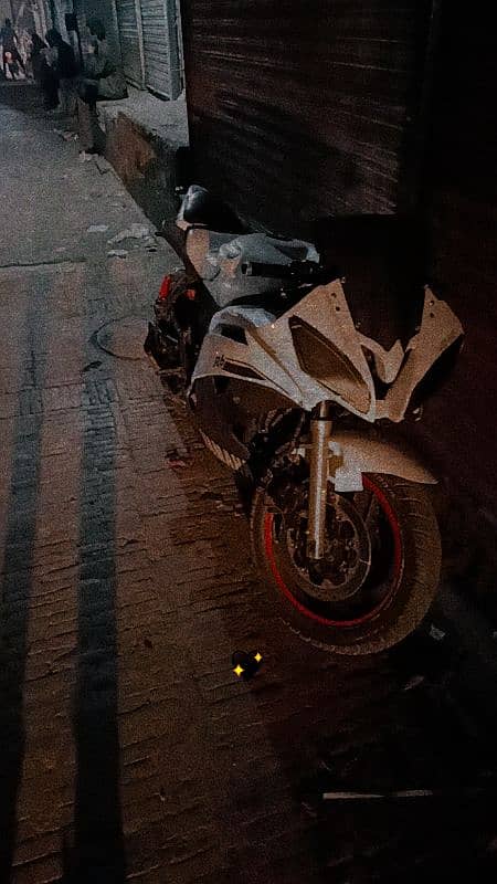 Yamaha R6 YOUR (Replica) 1