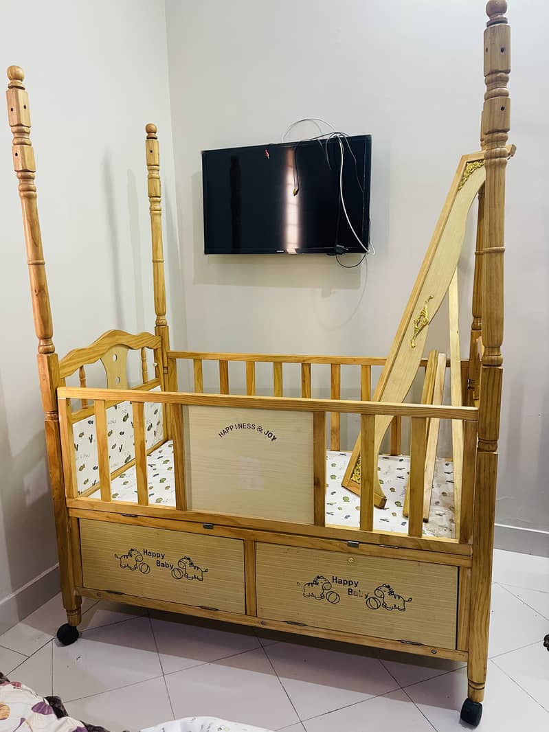 Baby Wooden cot 0