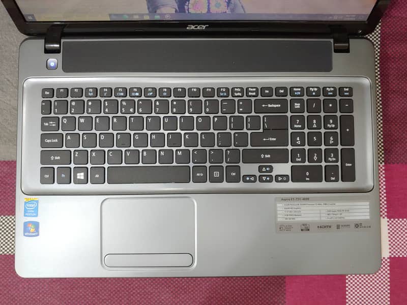 Acer Aspire E1-731 (Pentium 2.4Ghz 4GB 500GB HDD) 4