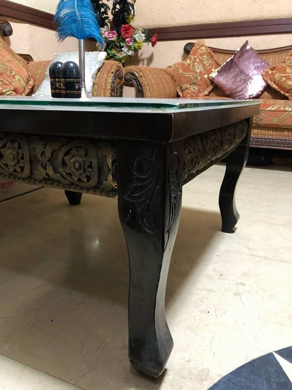 heavy wood royal centre table premuim balckish color 1