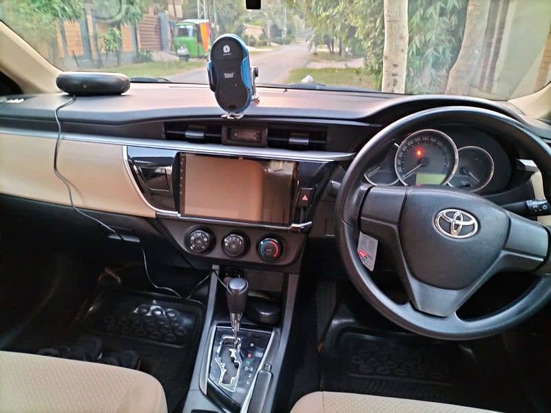 Toyota Corolla GLI 2016 Automatic 4