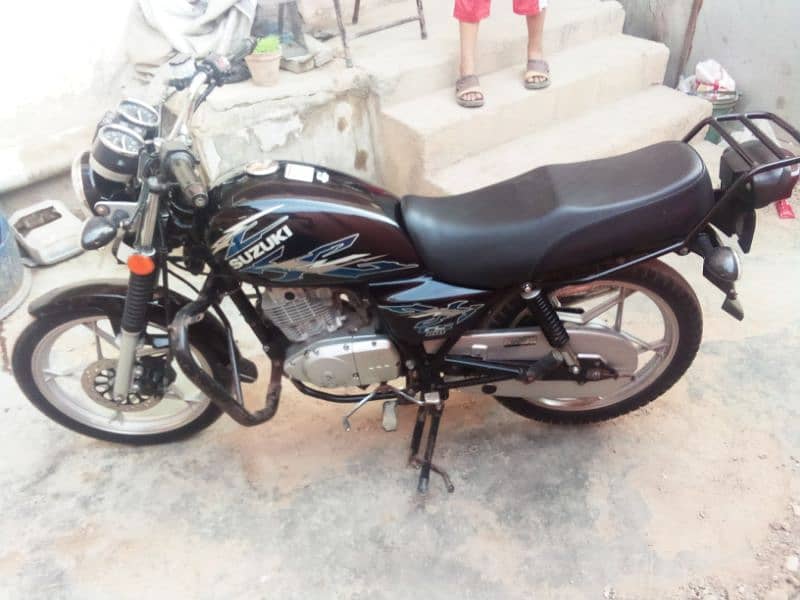 Suzuki Gs 150 2